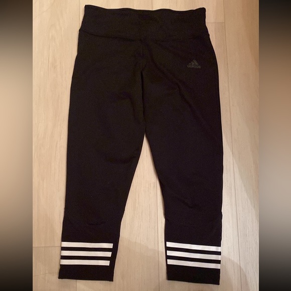 Adidas Women Black Cropped Leggings XS - Picture 1 of 3